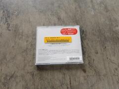 シールがついたCDケース