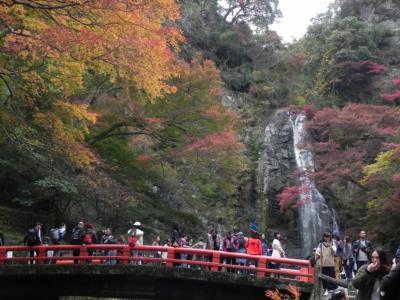 箕面の滝遠景