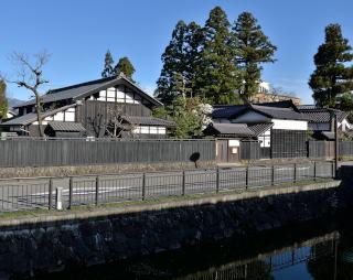 内山家の外観写真