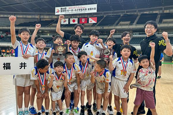 3位入賞で喜ぶ上庄キッズのメンバー
